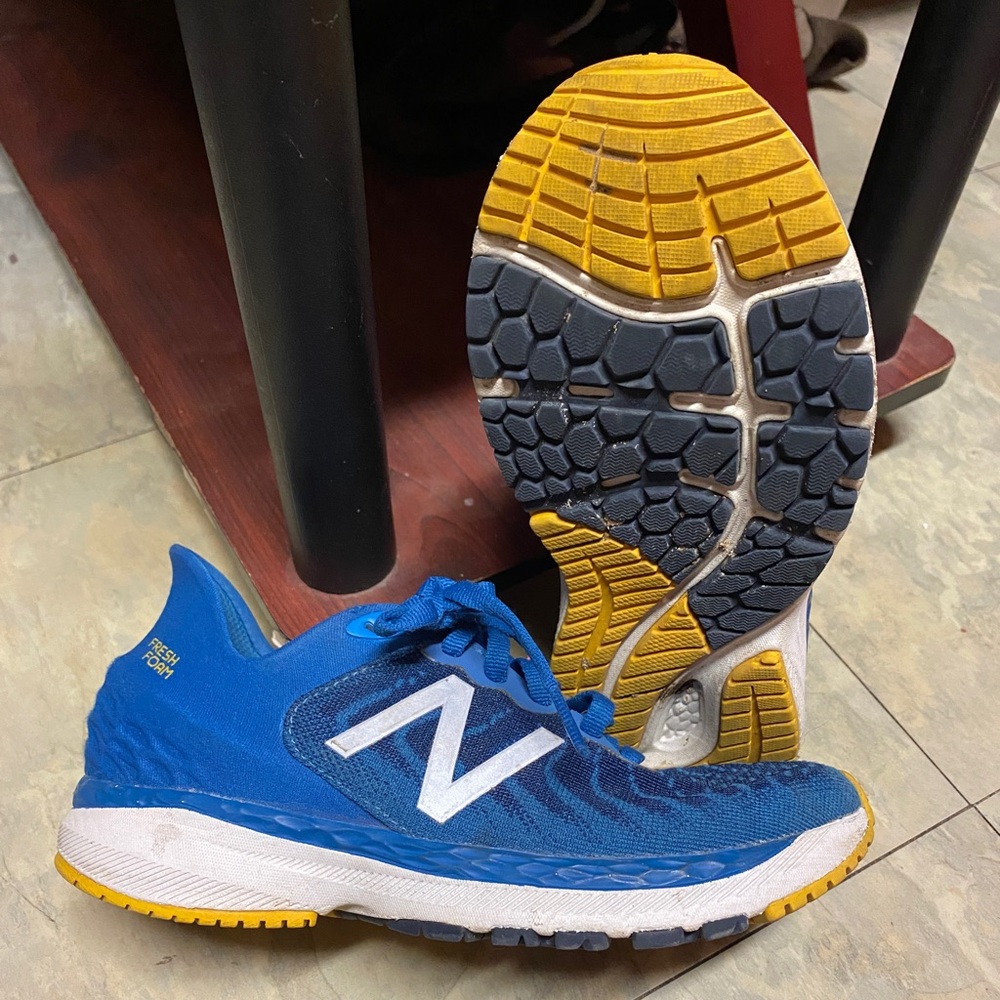 Boys running shoes size 1